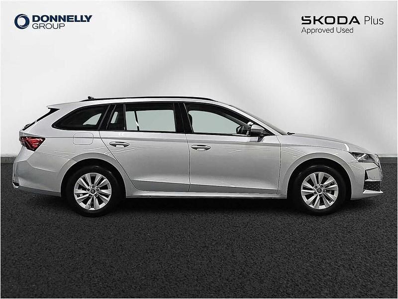 Used Skoda Octavia SE Technology 110 HP (80 kW) 2025 Brilliant silver metallic Estate