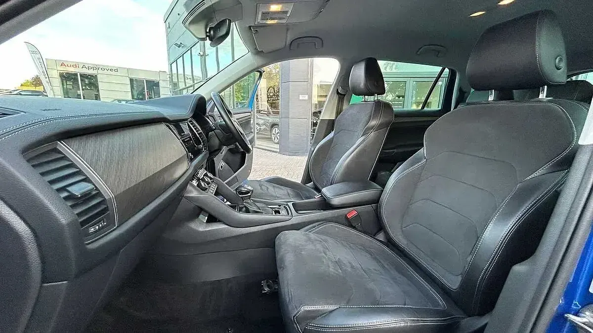 Used Skoda Kodiaq SE L 110 HP (80 kW) 2022 Race blue metallic SUV
