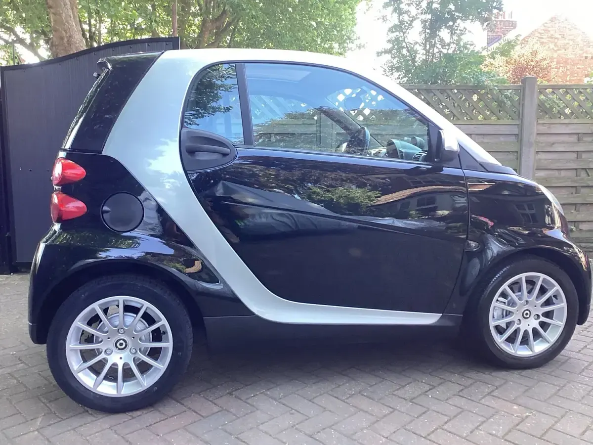 Used Smart ForTwo Coupé Passion 71 HP (52 kW) 2007 Black Coupe