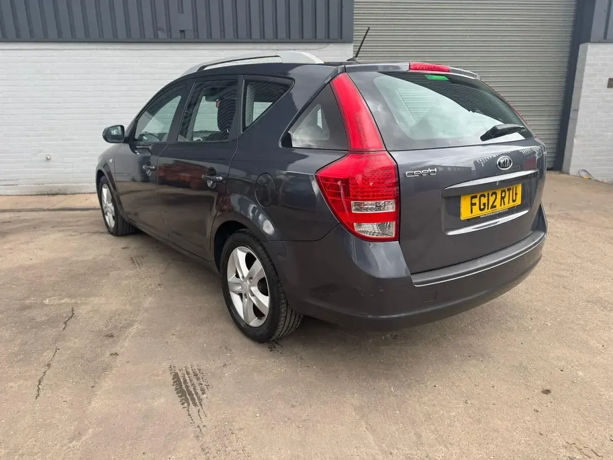 Used Kia Ceed 2012 Grey Hatchback