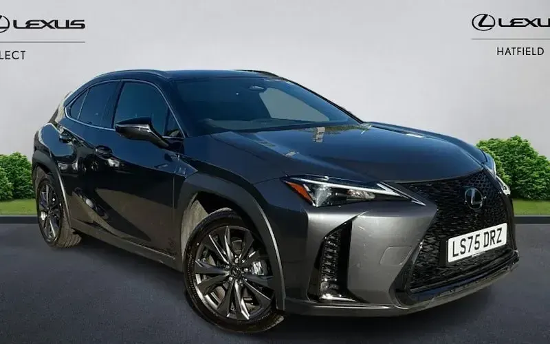 Second-hand Lexus UX 300h Sport Design Packet 199 CP (146 kW) 2026 SUV