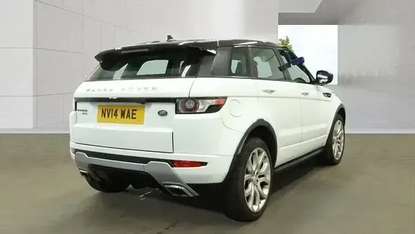 Used Land Rover Range Rover evoque Dynamic 190 HP (139 kW) 2014 White SUV