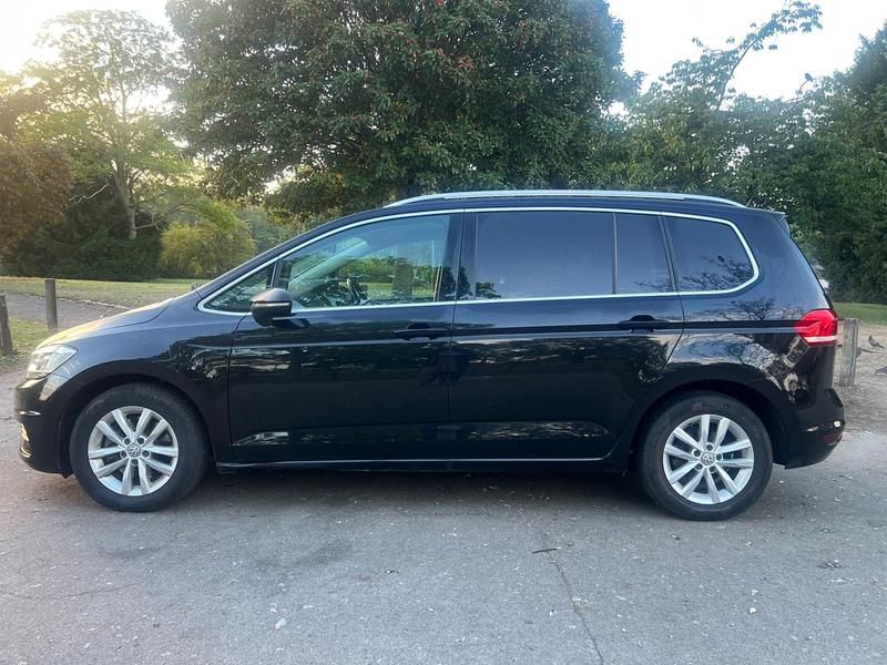 Used VW Touran SEL 2017 Black MPV