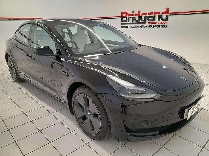 Black Used 2021 Tesla Model 3 Standard Range Sedan | £19,699 (Fair price) - Image 1/4