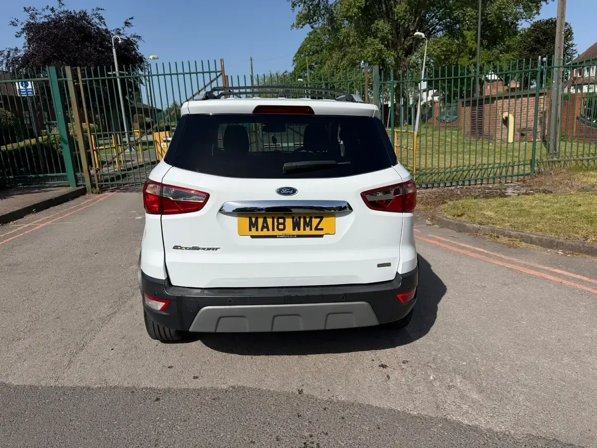 Used Ford Ecosport Titanium 125 HP (91 kW) 2018 White SUV