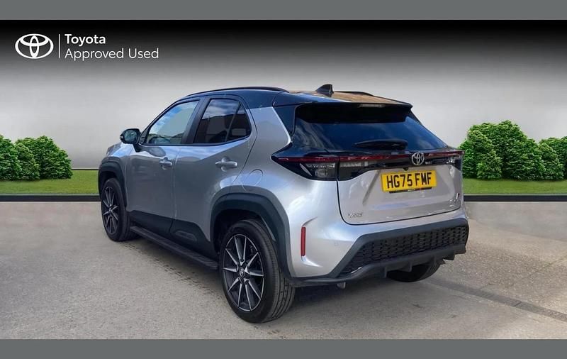 Used Toyota Yaris Cross Sport 128 HP (94 kW) 2025 Silver SUV