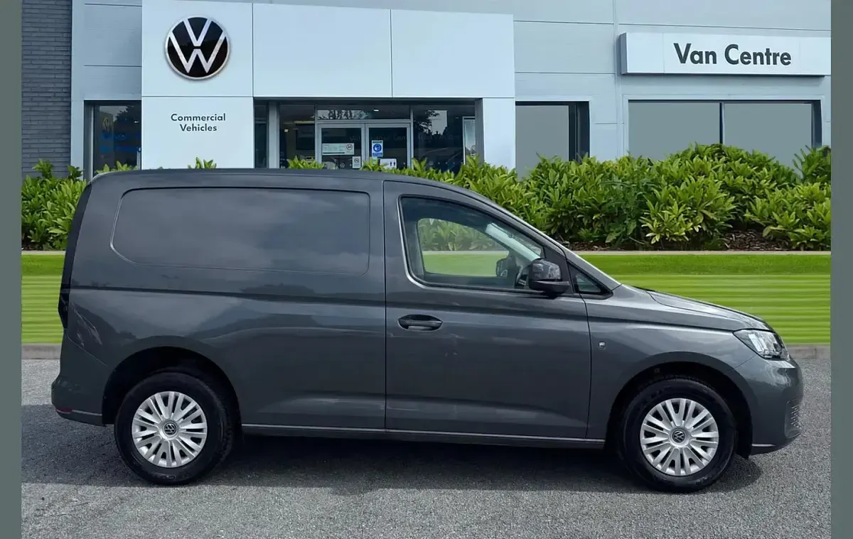 Used VW Caddy 101 HP (74 kW) 2025 Grey MPV