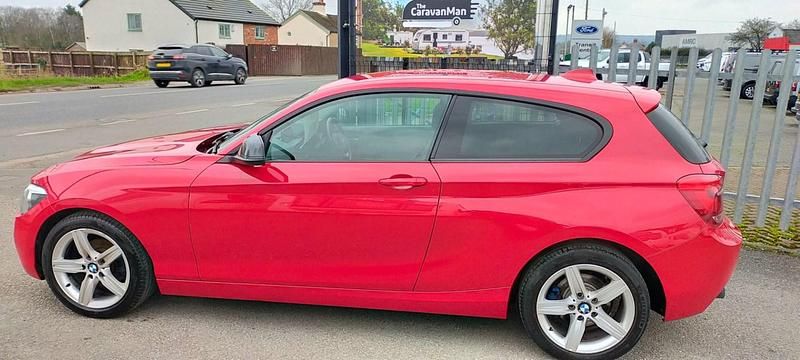 Used BMW 116 Sport Line 2014 Red Hatchback