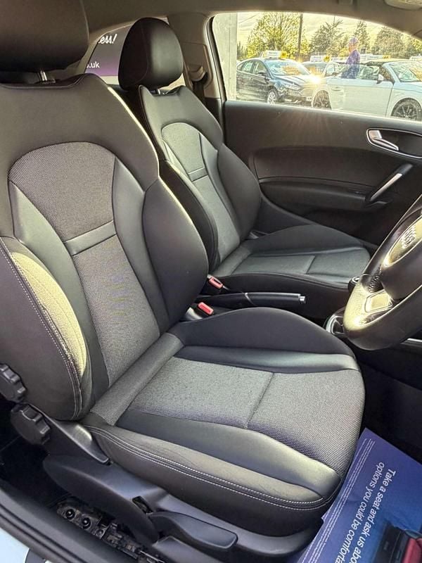 Begagnad Audi A1 Sport 2018 Grå Halvkombi
