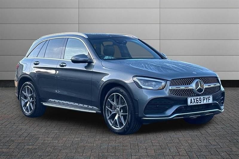 Selenite grey Used 2019 Mercedes GLC300 AMG Line Premium Plus Estate | £29,550 (Fair price) - Image 1/4