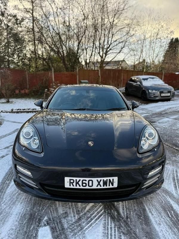 Black Used 2010 Porsche Panamera Hatchback | £11,999 (Fair price) - Image 1/4