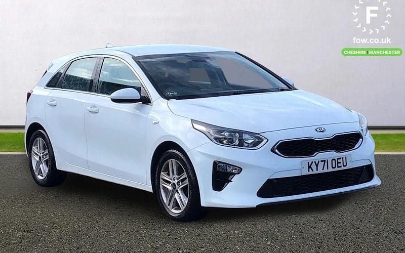 Used Kia Ceed 136 HP (100 kW) 2021 White Hatchback