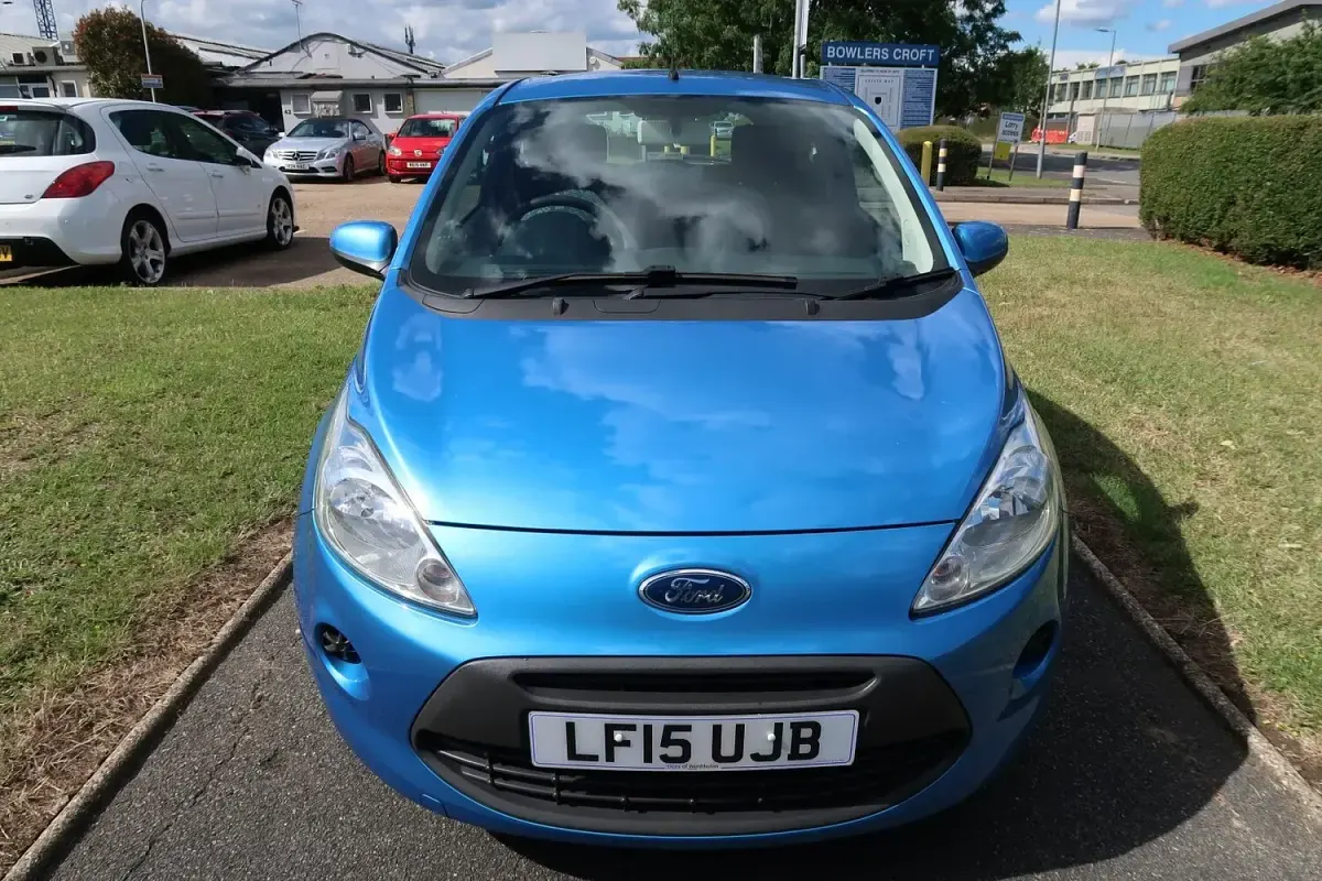 Used Ford Ka 69 HP (50 kW) 2015 Blue Hatchback
