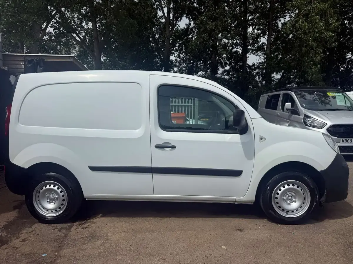 Used Renault Kangoo 2010 White Van