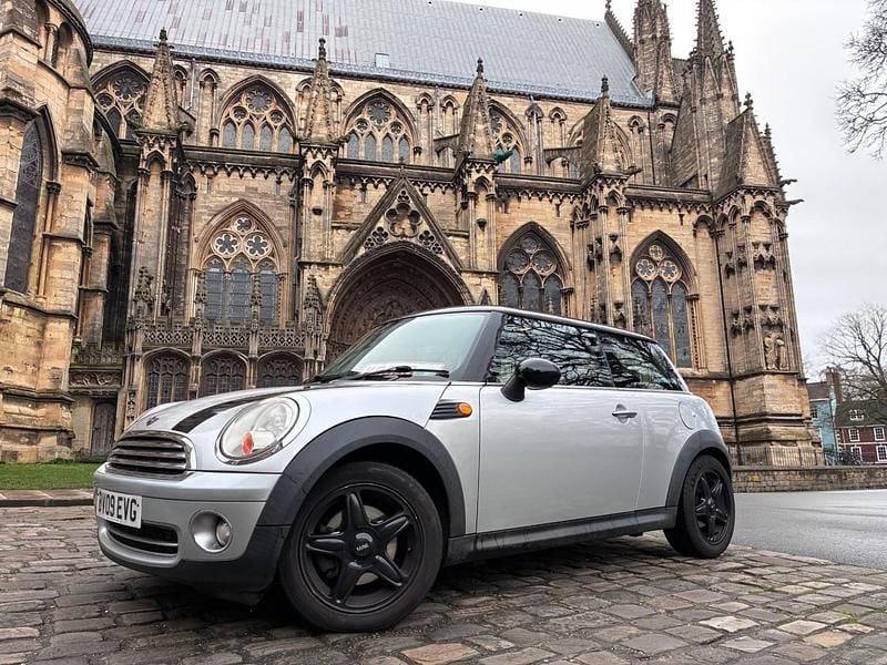 Used Mini Cooper Hatch 2009 Silver Hatchback