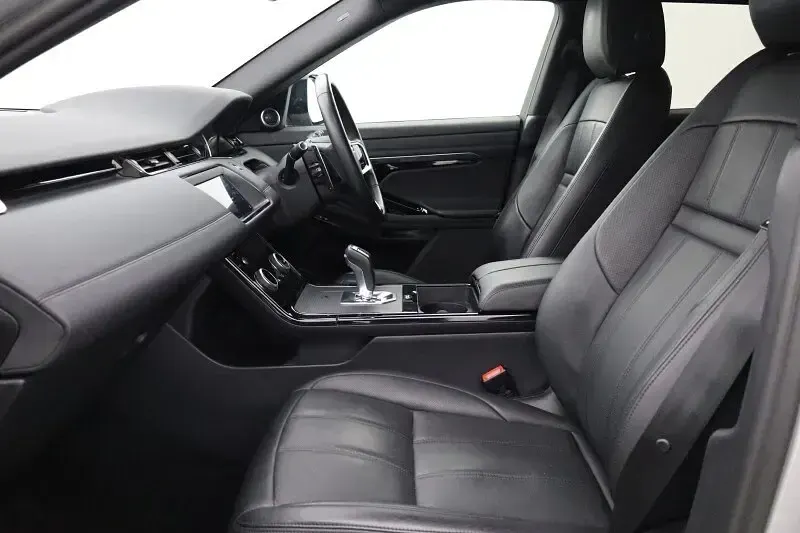Used Land Rover Range Rover evoque SE Dynamic 204 HP (150 kW) 2022 Silver SUV