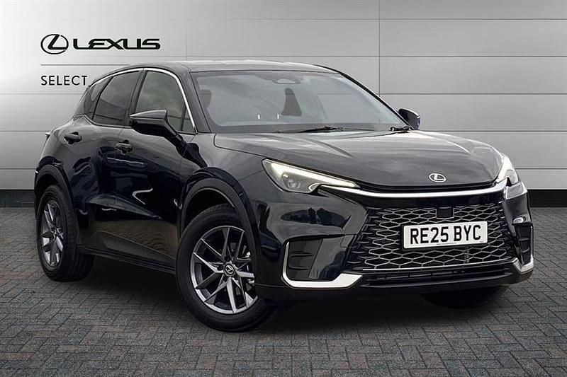 Eclipse black Used 2025 Lexus LBX SUV | £30,350 (Good price) - Image 1/3