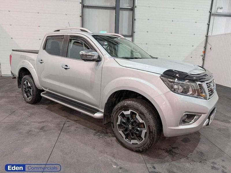 Used Nissan Navara Tekna 190 HP (139 kW) 2021 Silver Pickup