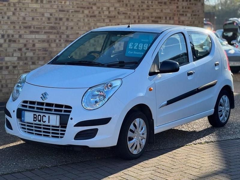 White Used 2014 Suzuki Alto Hatchback | £2,995 (Fair price) - Image 1/4