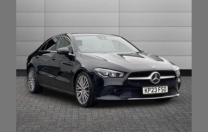 Used Mercedes CLA200 Executive 163 HP (119 kW) 2023 Black Coupe
