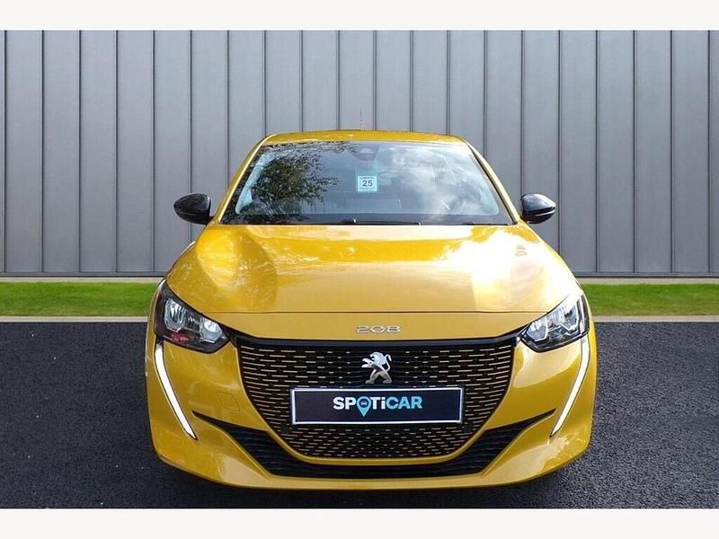 Yellow Used 2023 Peugeot e-208 Allure+ Hatchback | £13,989 (Fair price) - Image 1/4