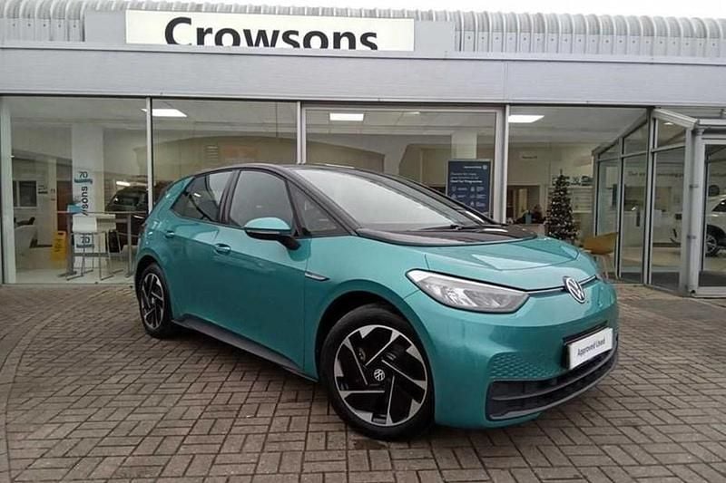 Turquoise Used 2022 VW ID.3 Pro Performance Hatchback | £17,990 (Fair price) - Image 1/1