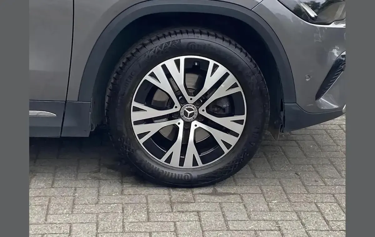 Used Mercedes GLA200 Executive 161 HP (118 kW) 2024 Grey SUV