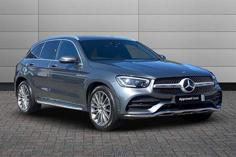 Selenite grey Used 2019 Mercedes GLC300 AMG Line Premium Estate | £26,750 (Fair price) - Image 1/4