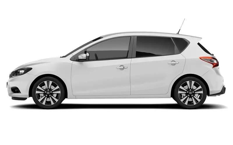 White Used 2016 Nissan Pulsar Tekna Hatchback | £3,995 (Fair price) - Image 1/1