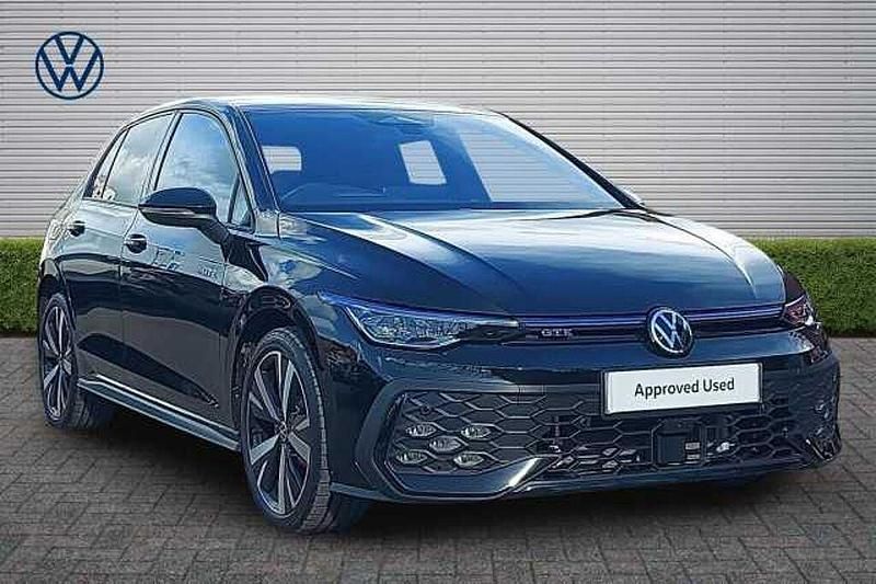 Used VW Golf VIII GTE 272 HP (200 kW) 2026 Grenadilla black Hatchback