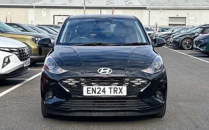Used Hyundai i10 Premium 63 HP (46 kW) 2025 Hatchback