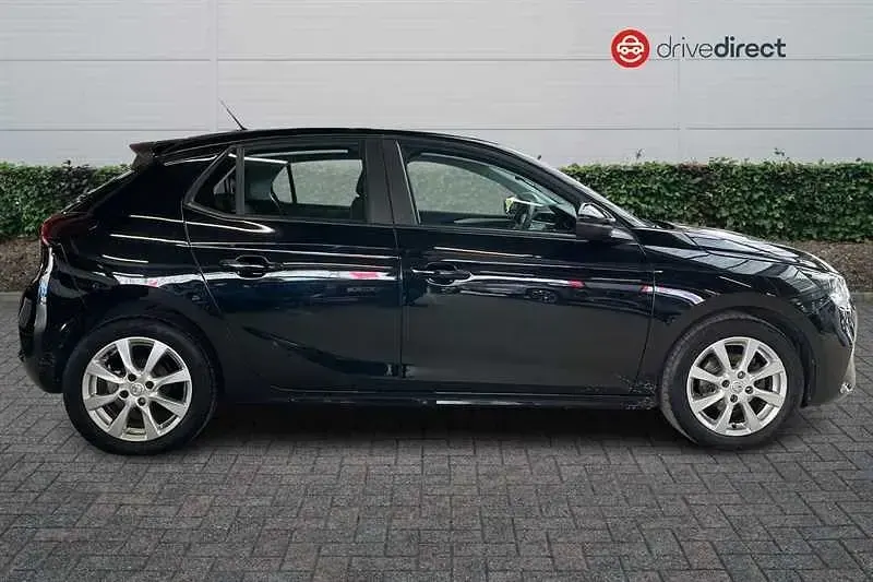 Second-hand Vauxhall Corsa Design Edition 75 CP (55 kW) 2023 Negru Hatchback