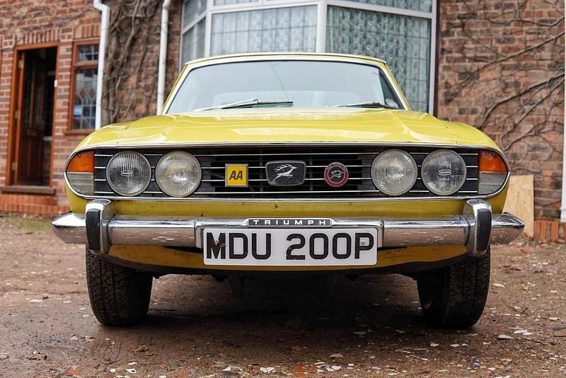 Used Triumph Stag 1975 Yellow Cabriolet