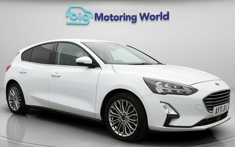 Used Ford Focus Titanium X 155 HP (114 kW) 2021 White Hatchback
