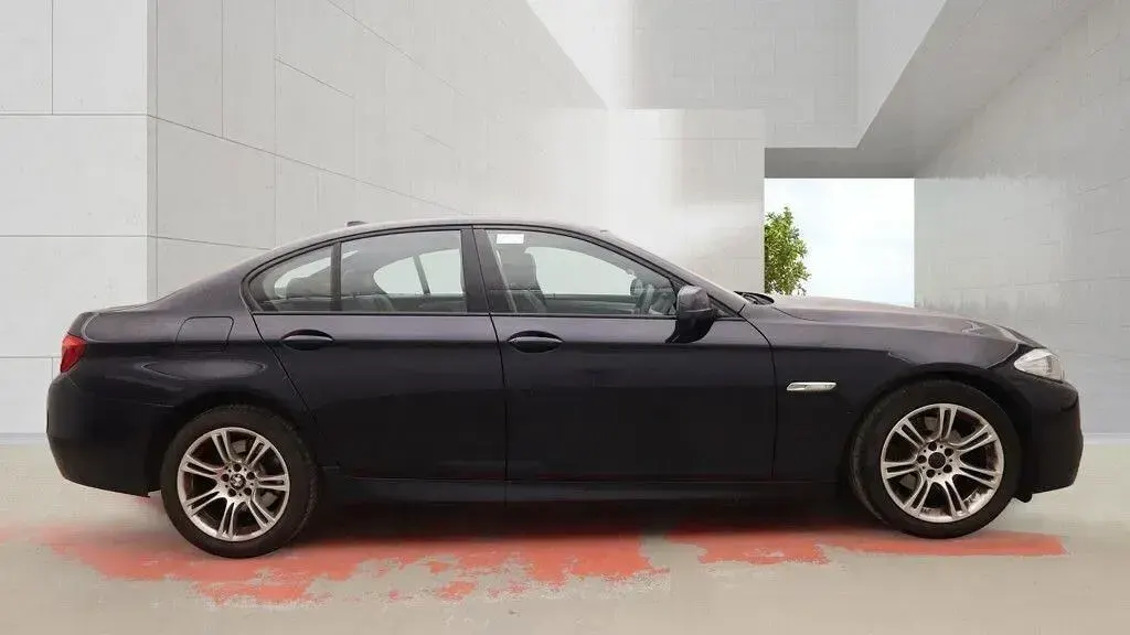 Begagnad BMW 520 M Sport 2012 Svart Sedan