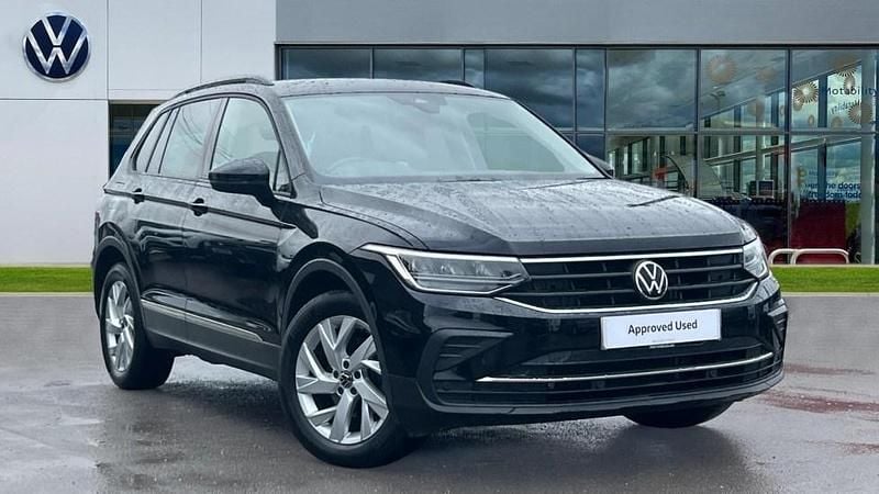 Black Used 2022 VW Tiguan Life SUV | £18,780 (Fair price) - Image 1/4