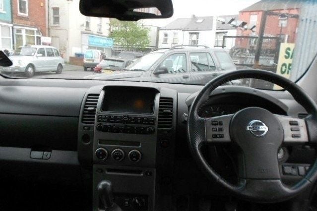 Used Nissan Navara 169 HP (124 kW) 2008 Pickup