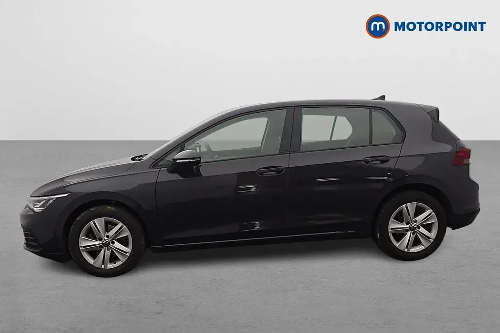 Used VW Golf VIII Life 131 HP (96 kW) 2023 Grey Hatchback