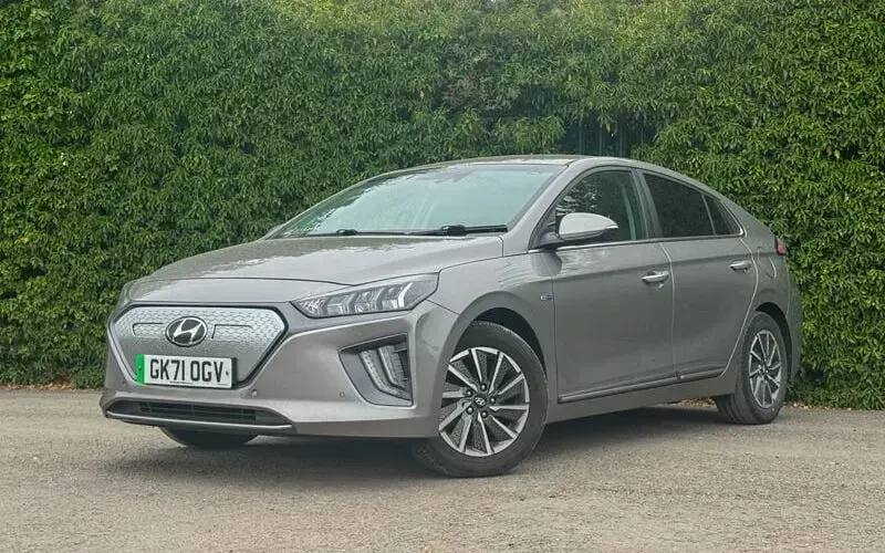 Used Hyundai Ioniq Premium SE 100 kW (136 HP) 2021 Hatchback