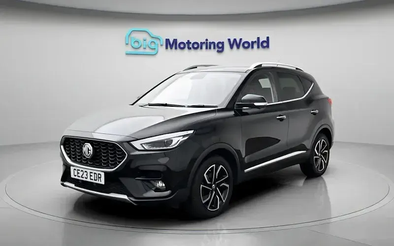 Usado MG ZS Exclusive 111 HP (81 kW) 2023 Preto SUV