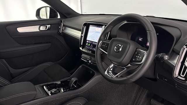 Used Volvo XC40 Plus 161 HP (118 kW) 2026 SUV