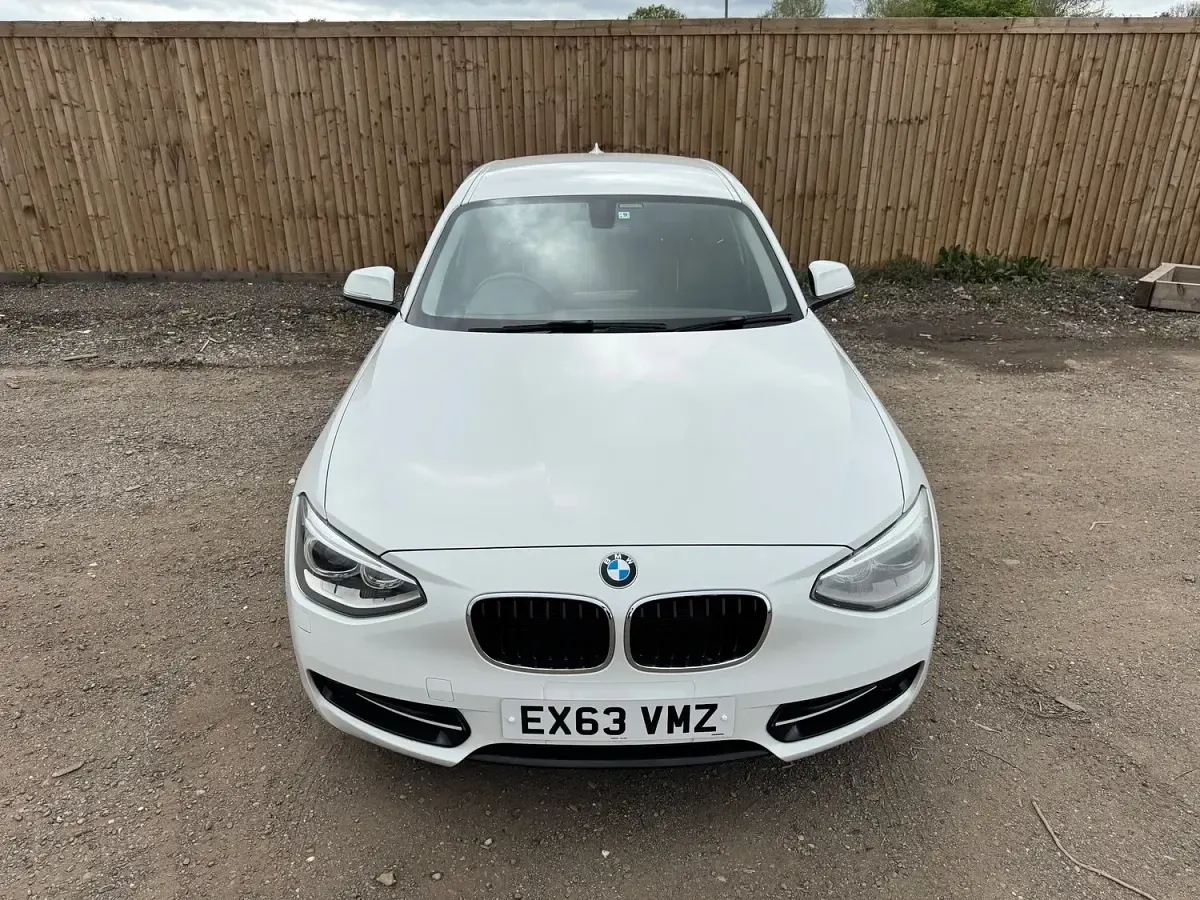 Used BMW 116 Comfort Edition 115 HP (84 kW) 2025 White Hatchback