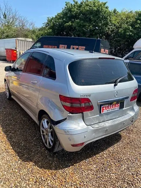 Used Mercedes B200 2008 Silver MPV
