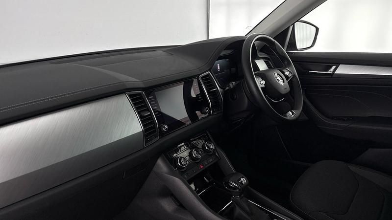 Used Skoda Kodiaq SE Drive 193 HP (141 kW) 2024 Graphite grey metallic SUV