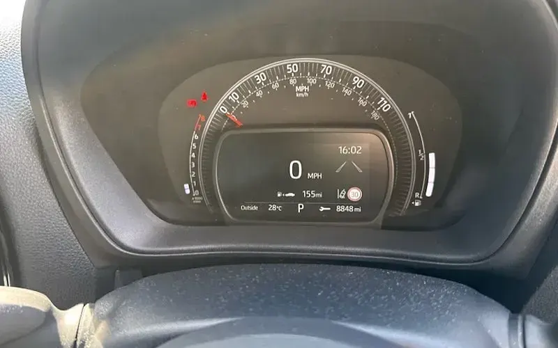 Used Toyota Aygo X 72 HP (52 kW) 2025 Grey SUV