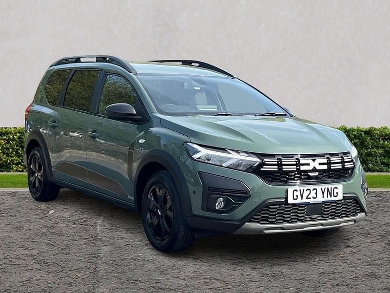 Used Dacia Jogger Extreme 2023 Green MPV