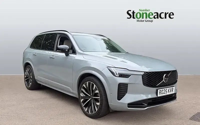 Used Volvo XC90 Ultra 250 HP (183 kW) 2025 SUV