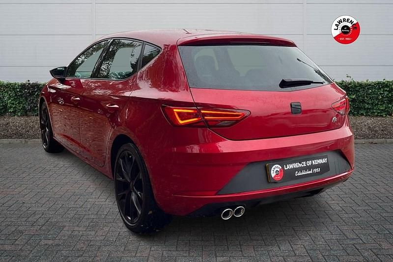 Used Seat Leon Black Edition 2020 Red Hatchback