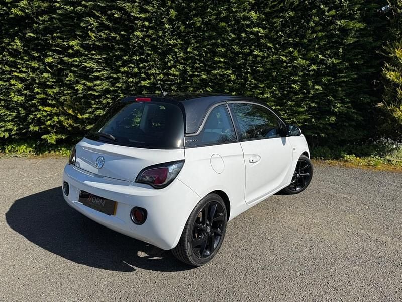 Second-hand Vauxhall Adam 70 CP (51 kW) 2018 Alb Hatchback