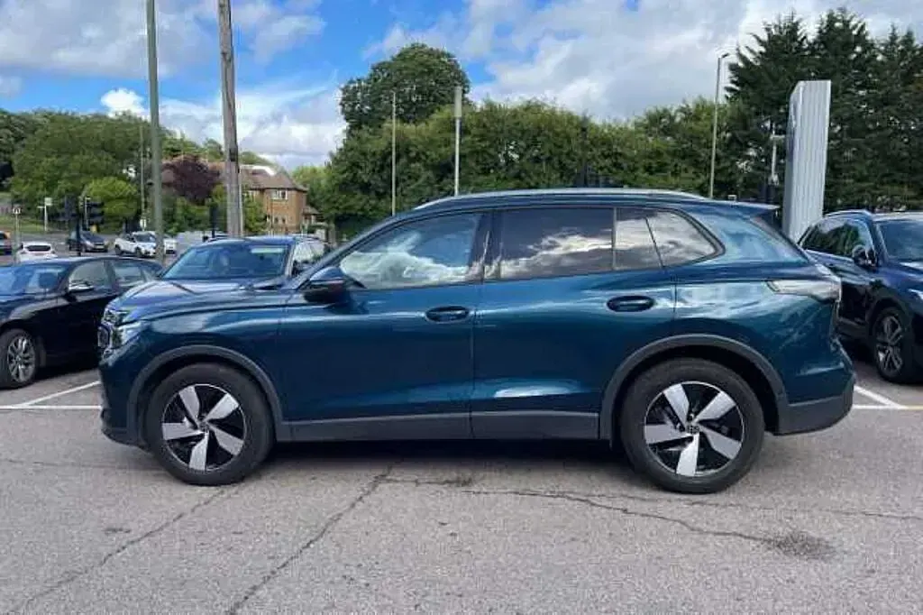Used VW Tiguan 150 HP (110 kW) 2024 SUV